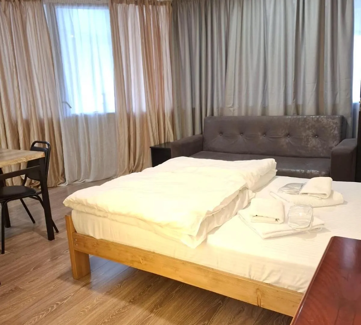 Hotel Aira Plaza 第比利斯