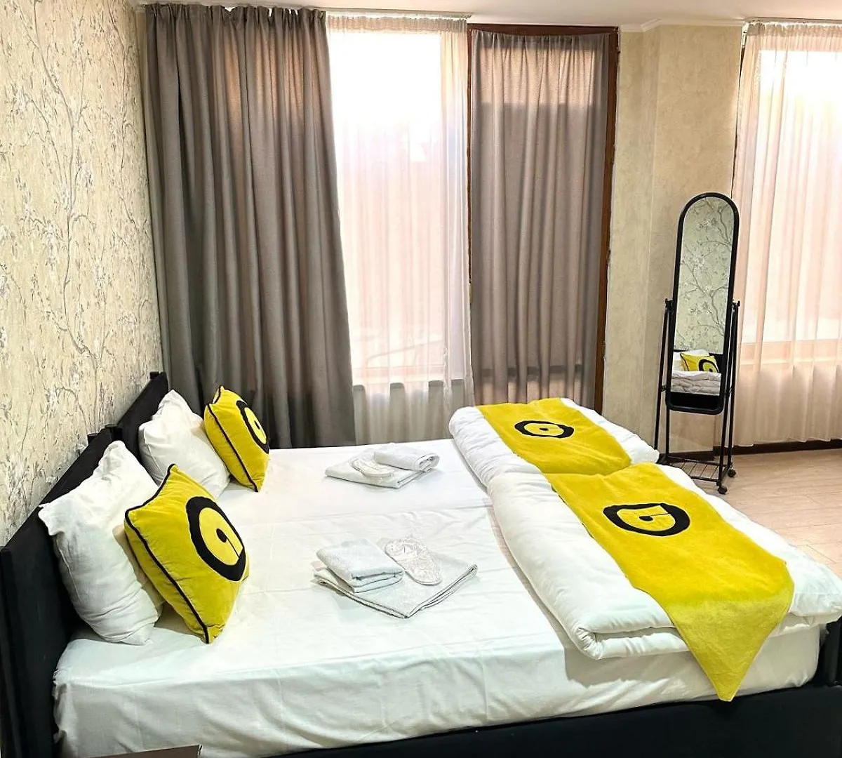 Hotel Aira Plaza 第比利斯