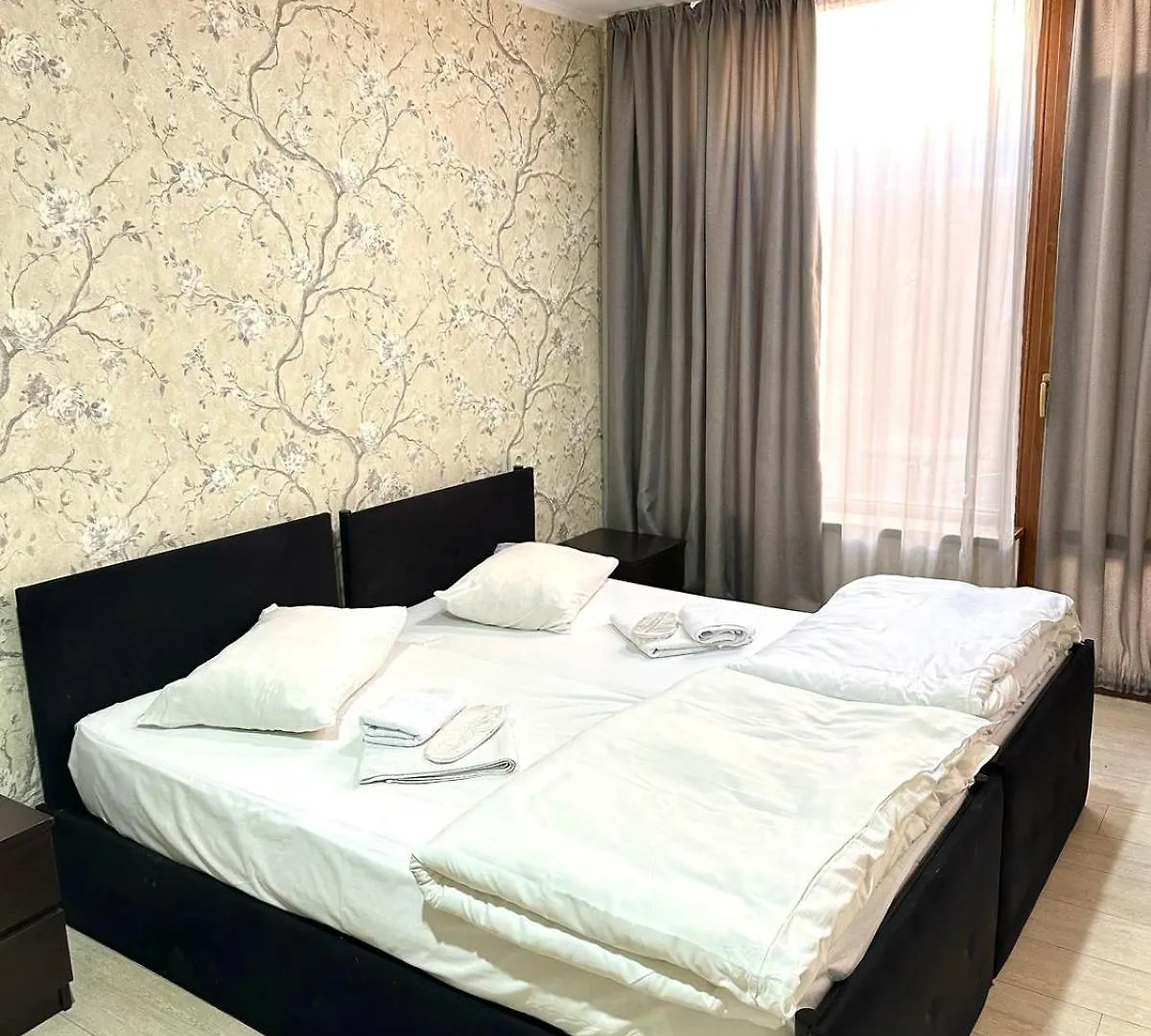 Hotel Aira Plaza 第比利斯